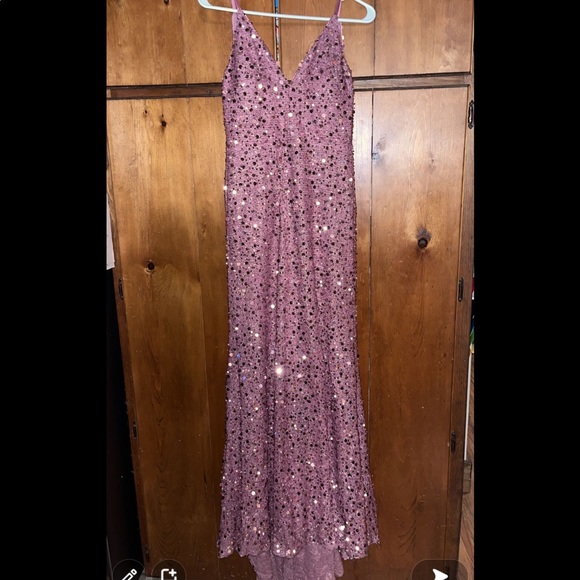 Pink formal dress with slit - Picture 2 of 2